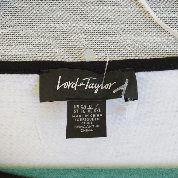 Lord and Taylor top - Picture 5 of 5